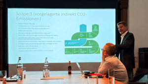 Pascal Freudenreich beim MCLago Event in Konstanz zur CO2Bilanz Berichtspflicht