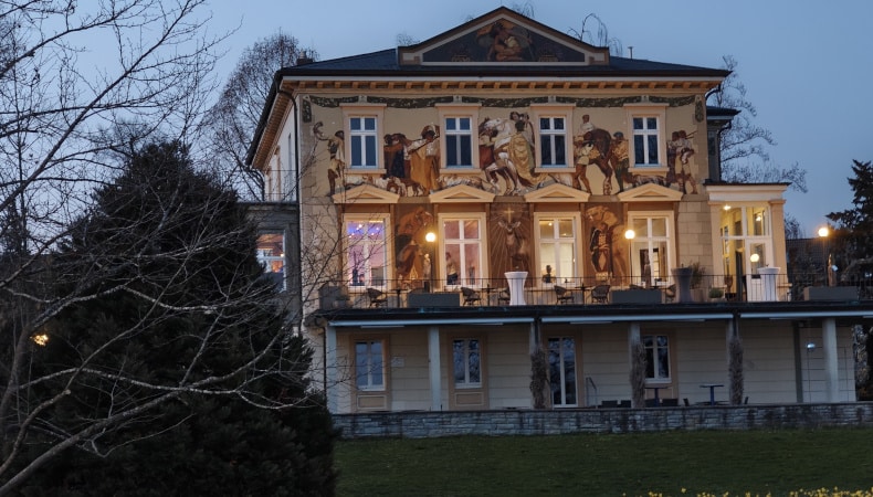 Villa Prym Konstanz am Bodensee bei Abenddämmerung, während Open Source Workshop im April 2026