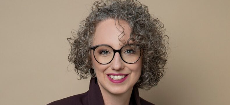 Porträt von Christine Maria Kaltenleitner, Referentin beim MC Lago Webinar zu wirksamer Kommunikation und Führung